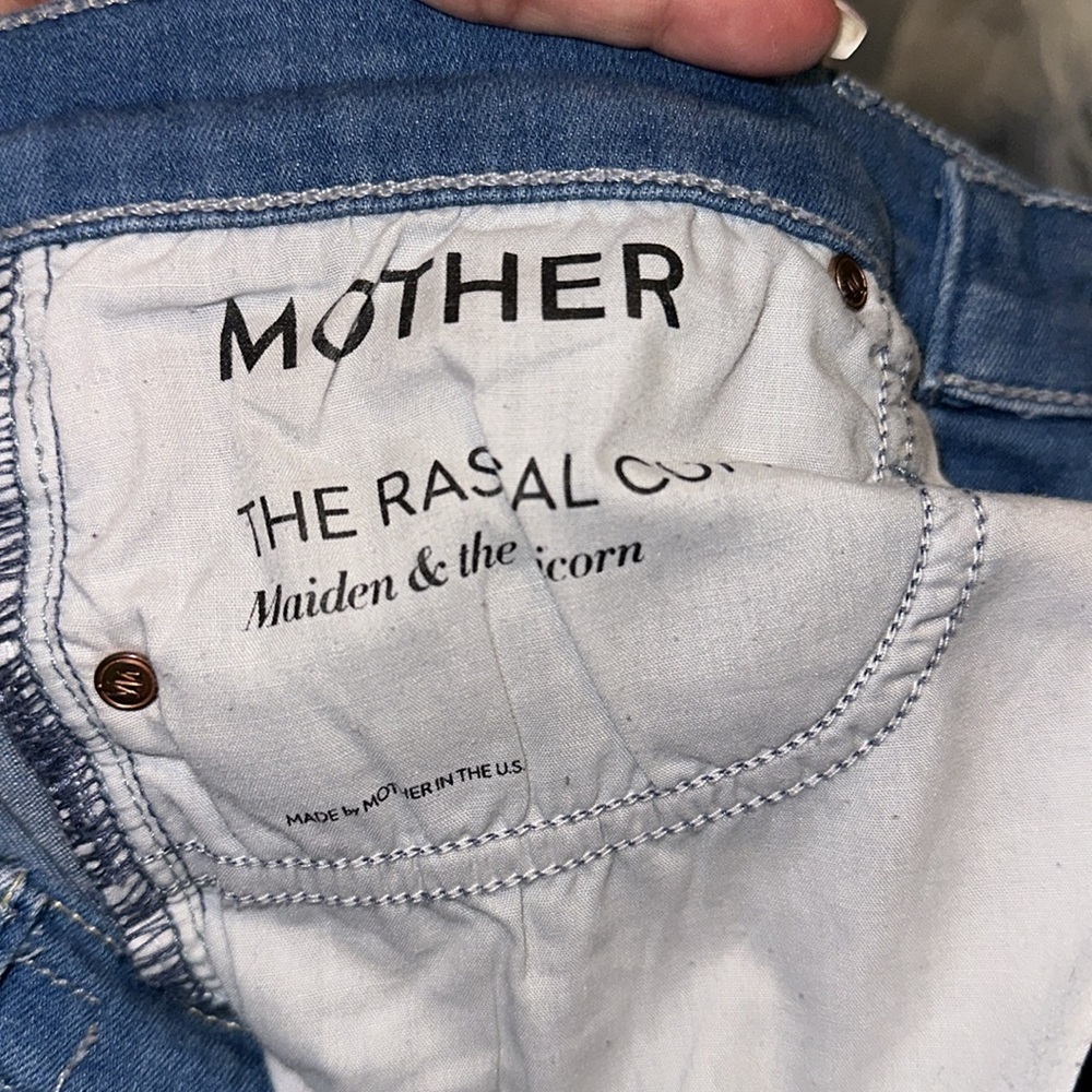 MOTHER The Rascal Cuff Jeans - Picture 10 of 13